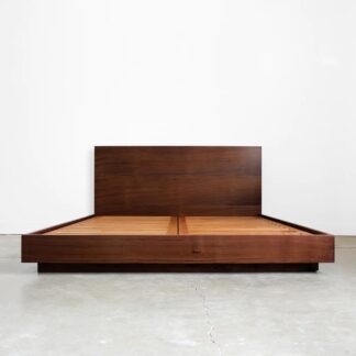 Hanko Solid Plinth Bed