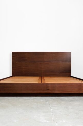 Hanko Solid Plinth Bed