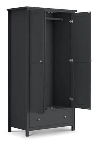 Wardrobe –