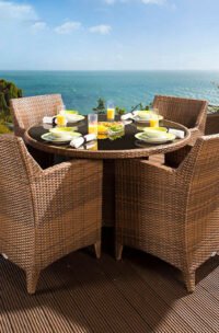 garden dining c