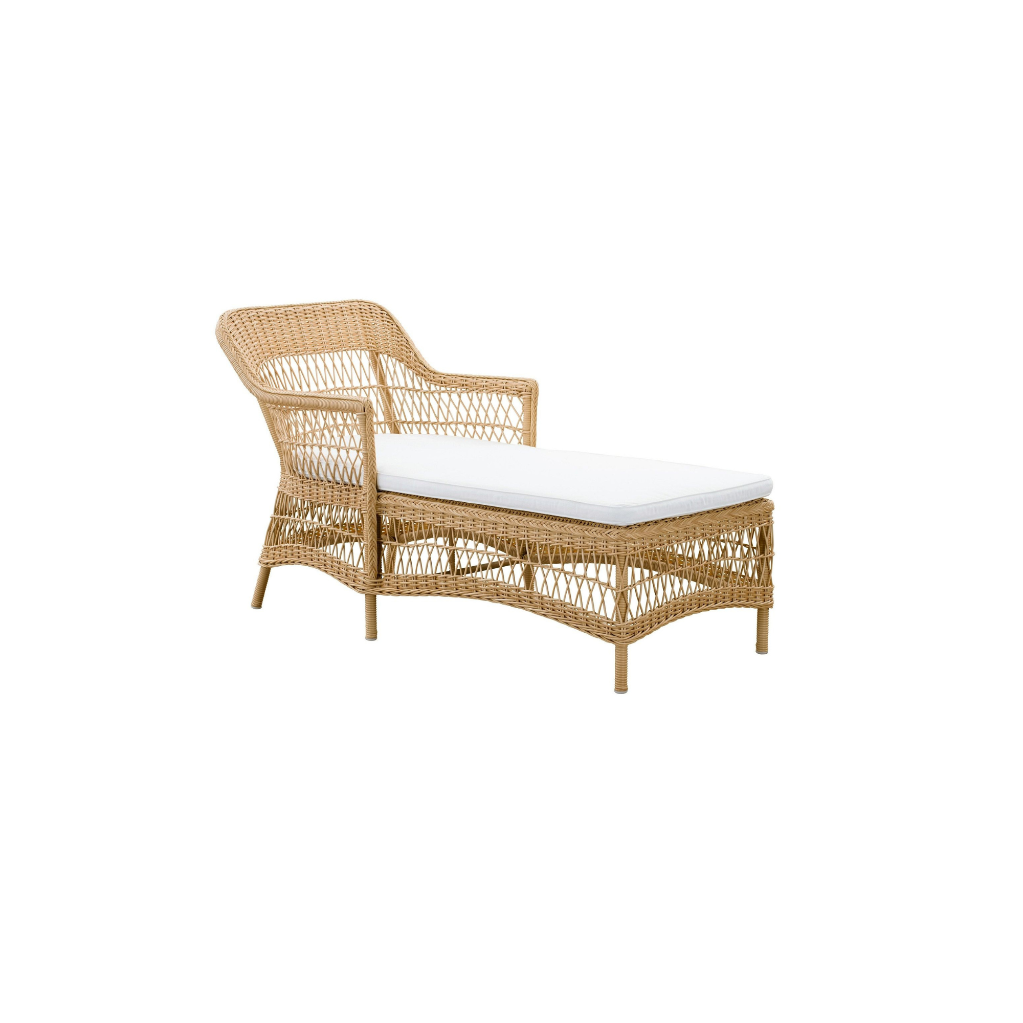 Rattan Sun Lounger Wicker Open Weave Outdoor Chaise Seat CV Aqma Furniture Rattan Sun Lounger Wicker Open Weave Outdoor Chaise Seat CV Aqma Furniture