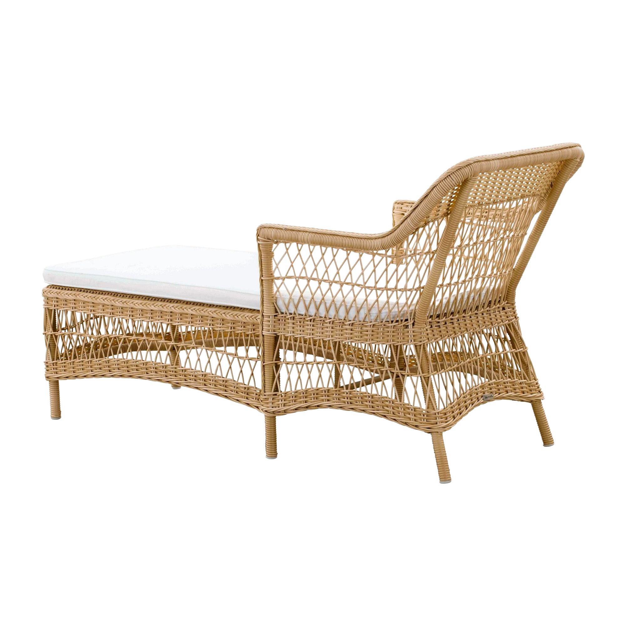 Rattan Sun Lounger Wicker Open Weave Outdoor Chaise Seat CV Aqma Furniture Rattan Sun Lounger Wicker Open Weave Outdoor Chaise Seat CV Aqma Furniture