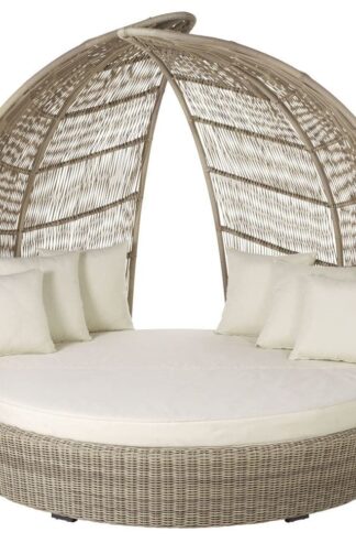 Outdoor chaise 